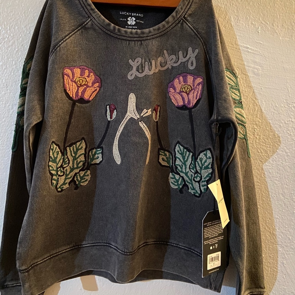 New Lucky Brand Sweatshirt